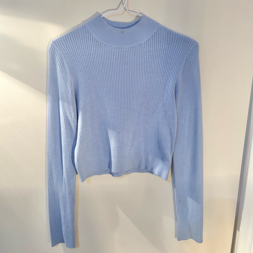 5/$25 Blue women’s sweater